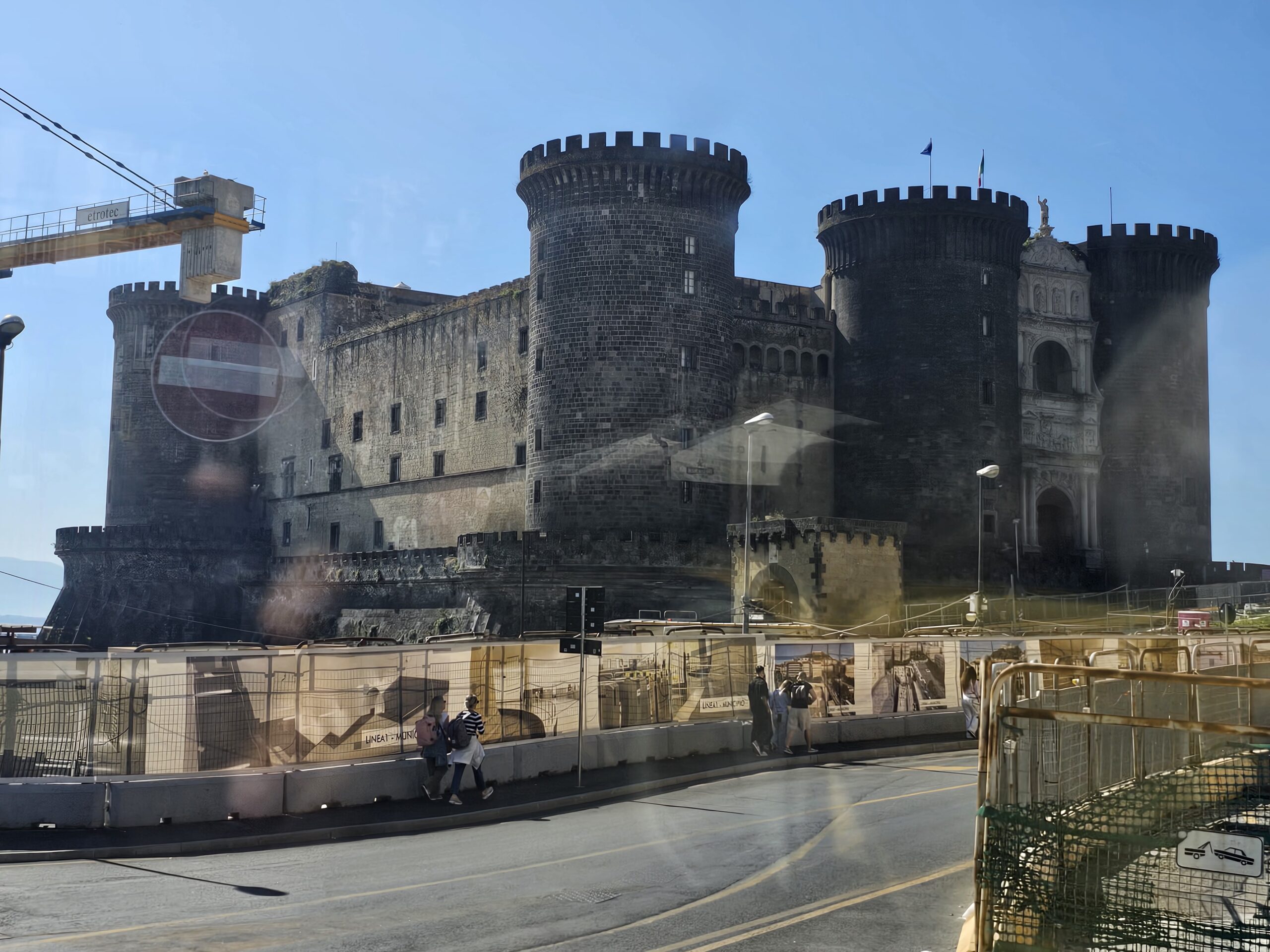 Castel Nuovo (Maschio Angioino)