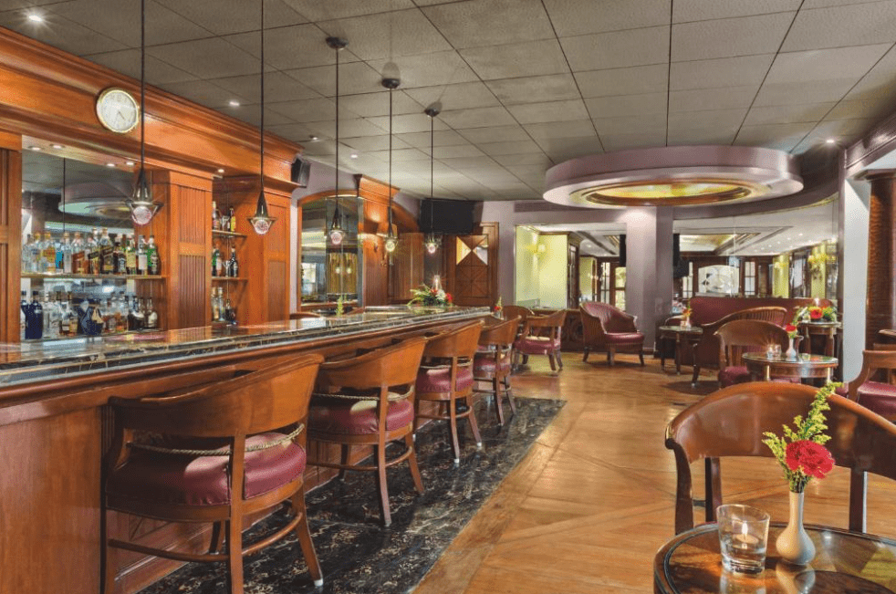 Ramada Plaze Palm Grove Mumbai India